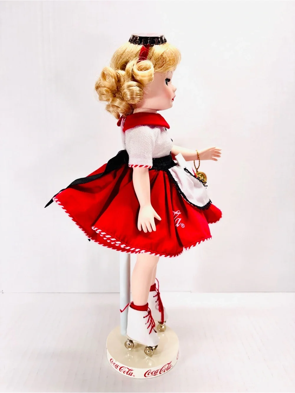 Coca Cola 13” Madame Alexander 1923-1998 75th Anniversary Carhop Doll With Stand